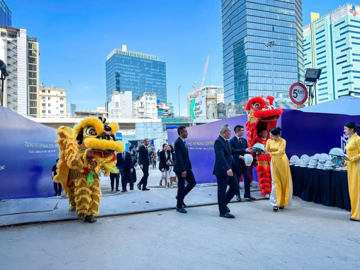 Lễ cất nóc toà nhà phức hợp Marina Central - Ảnh 5