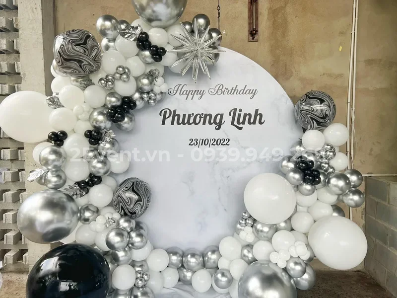 Dịch vụ cho thuê chú hề vặn bong bóng giá rẻ