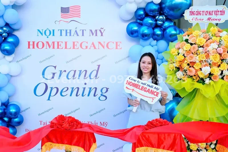 Cung cấp PG, PB đón khách lễ khai trương, ra mắt sản phẩm