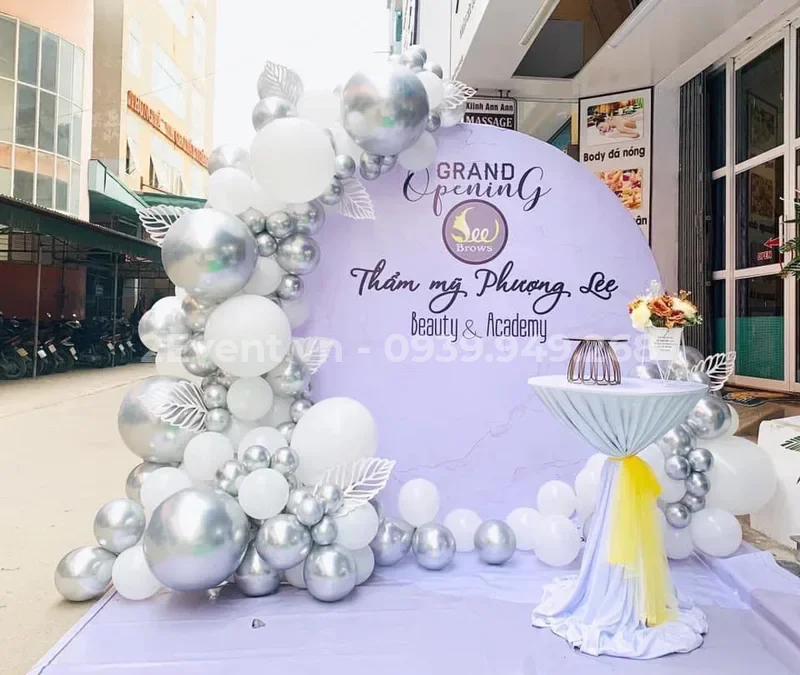 Cung cấp PG, PB đón khách lễ khai trương, ra mắt sản phẩm