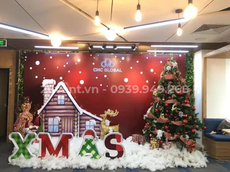 Trang trí noel và tổ chức tiệc Giáng sinh cho văn phòng