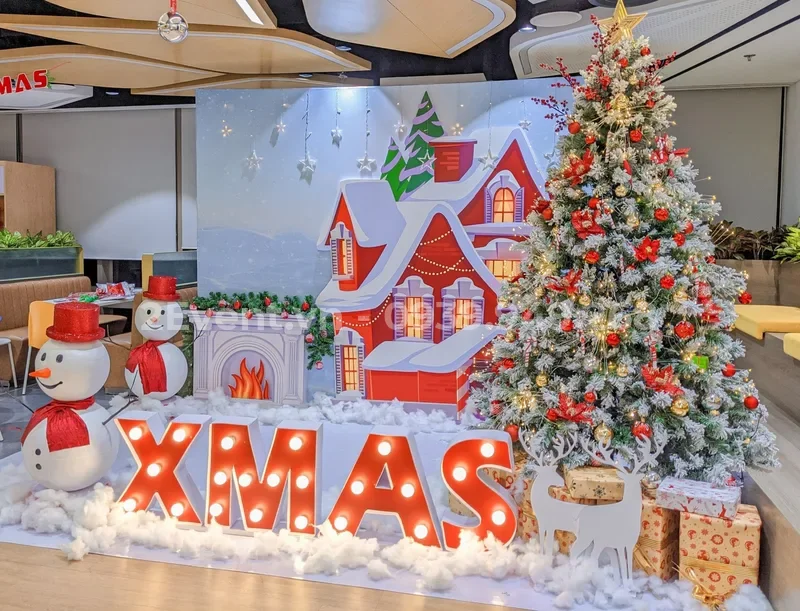 Trang trí noel và tổ chức tiệc Giáng sinh cho văn phòng