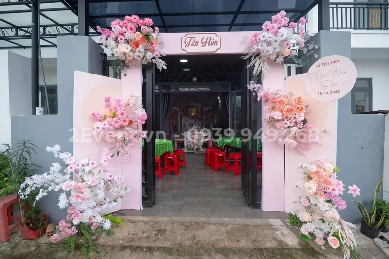 Cách bày trí bàn thờ gia tiên ngày cưới chuẩn phong tục