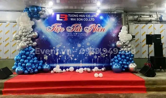 Trang trí và tổ chức Gala Dinner kết hợp teambuilding