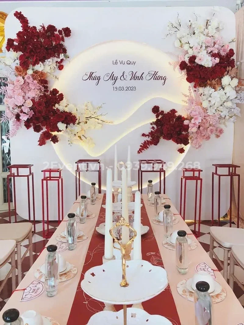 Mẫu trang trí gia tiên tone hồng pastel ngọt ngào