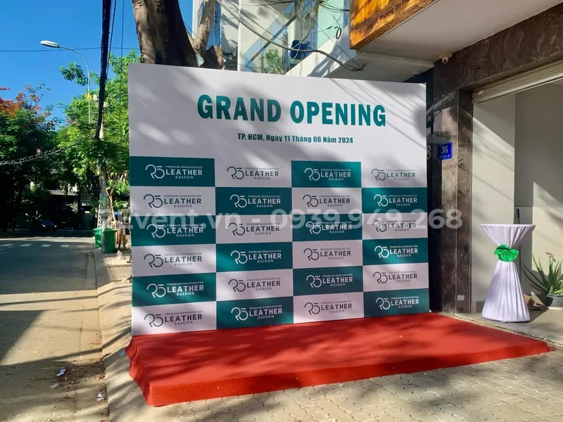 Liên hệ ngay 2Event để đặt dịch vụ trang trí khai trương