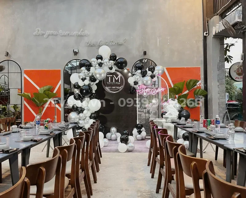 Ý tưởng trang trí sinh nhật cho sếp nam/nữ tại văn phòng