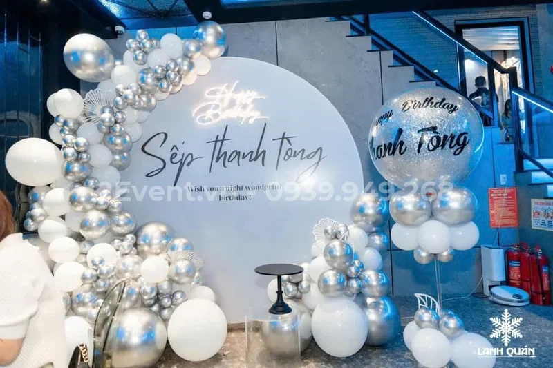 Ý tưởng trang trí sinh nhật cho sếp nam/nữ tại văn phòng