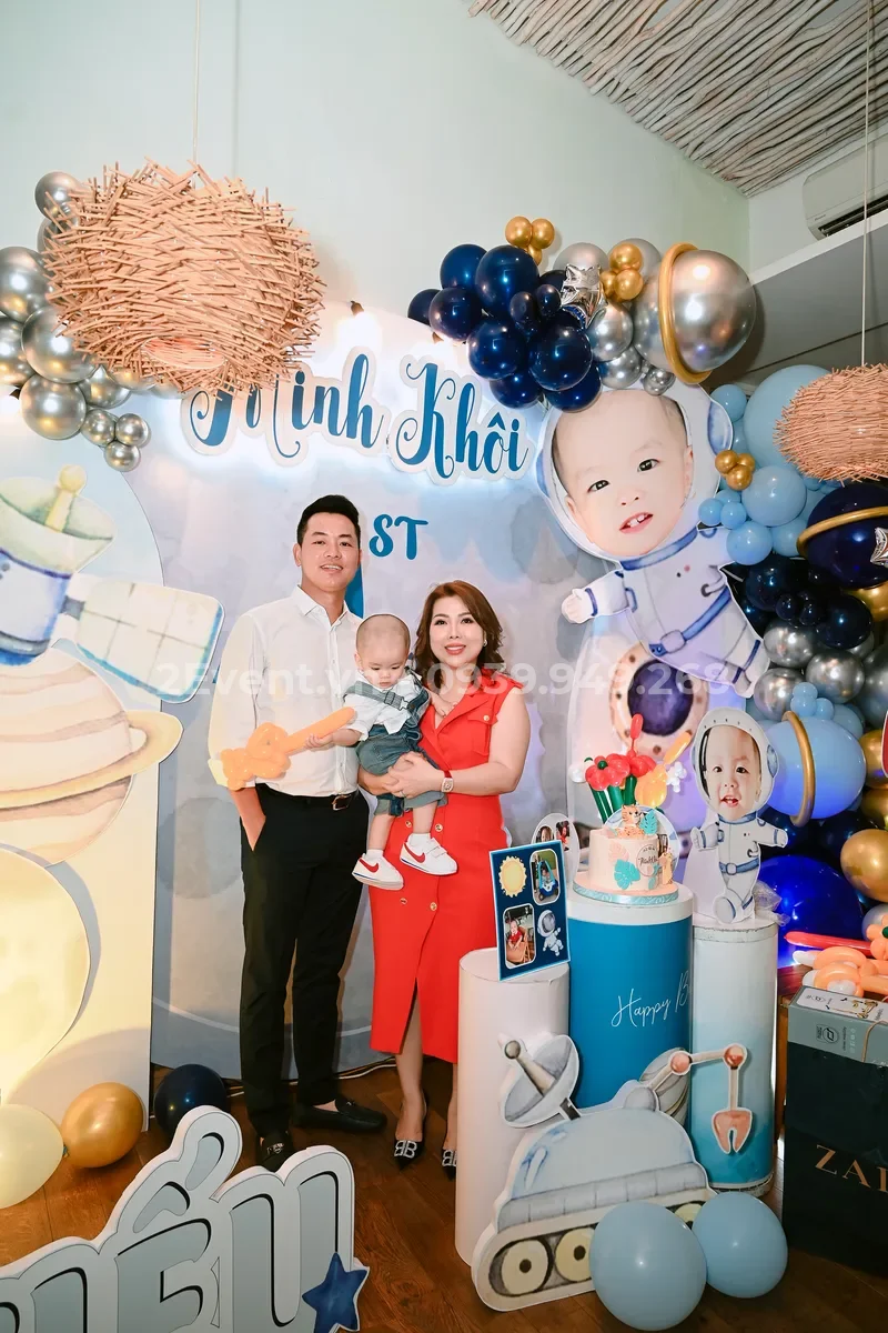 Ý tưởng trang trí sinh nhật chủ đề ô tô cho bé yêu