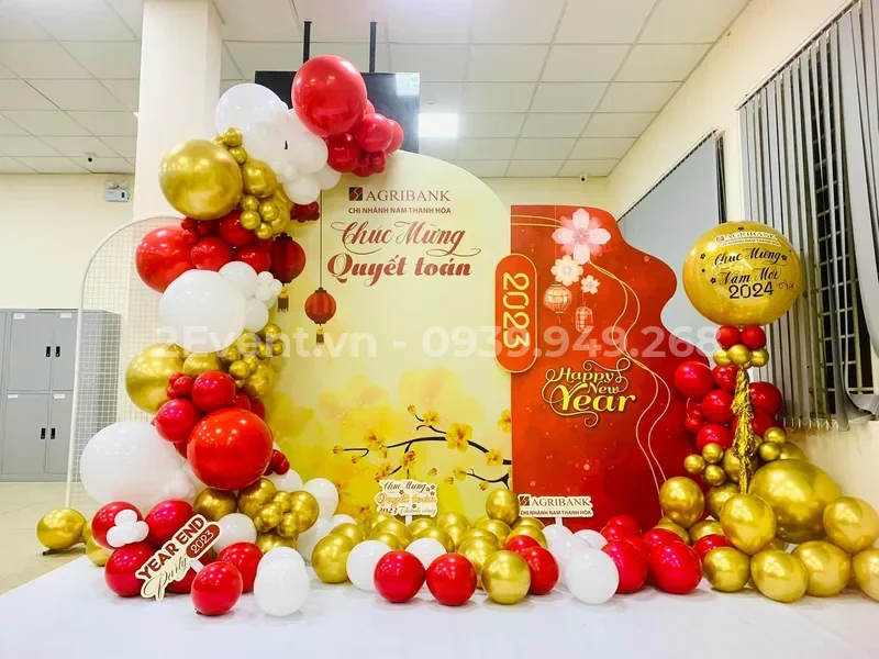 Ý tưởng trang trí tiệc tất niên (Year End Party) ấn tượng